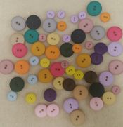 Dill Buttons<br>Made in Germany<br>Very nice quality<br>57 assorted round<br>